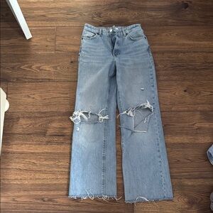 Zara High Waisted Mom Jeans - Ripped Size 4